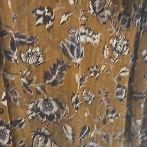 BCBGMaxAzria Brown Long Sleeve Blouse with Ruffled Bib Collar - Picture 3 of 6